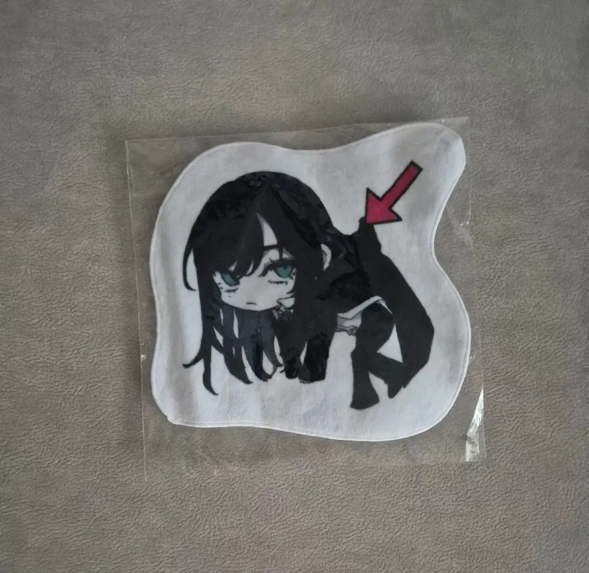 ado はちゃん　タオル ADOはADO秘密基地のメンバー限定にフェイスタオルを販売しています